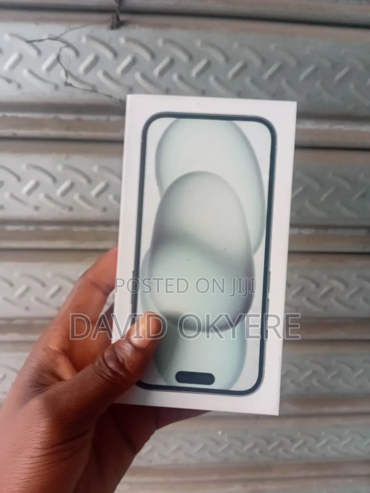 New Apple iPhone 15 128 GB Black
