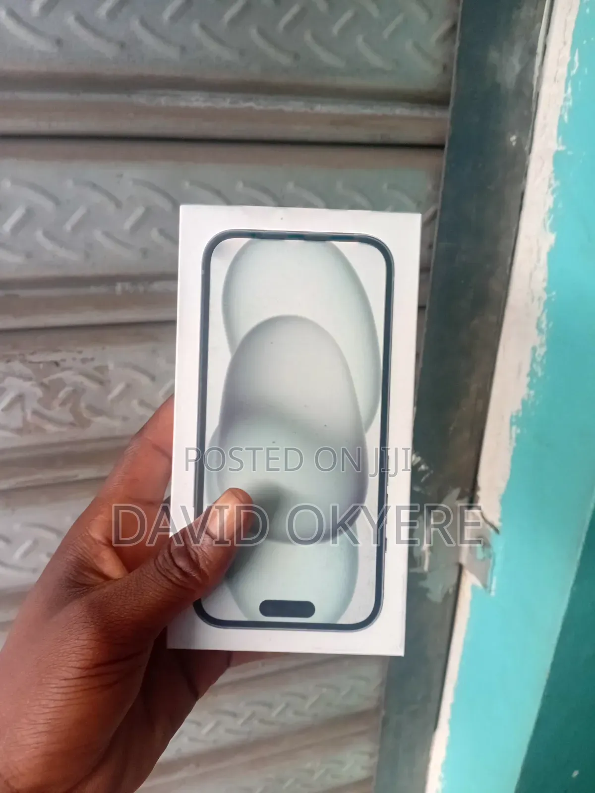 New Apple iPhone 15 128 GB Black