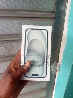New Apple iPhone 15 128 GB Black