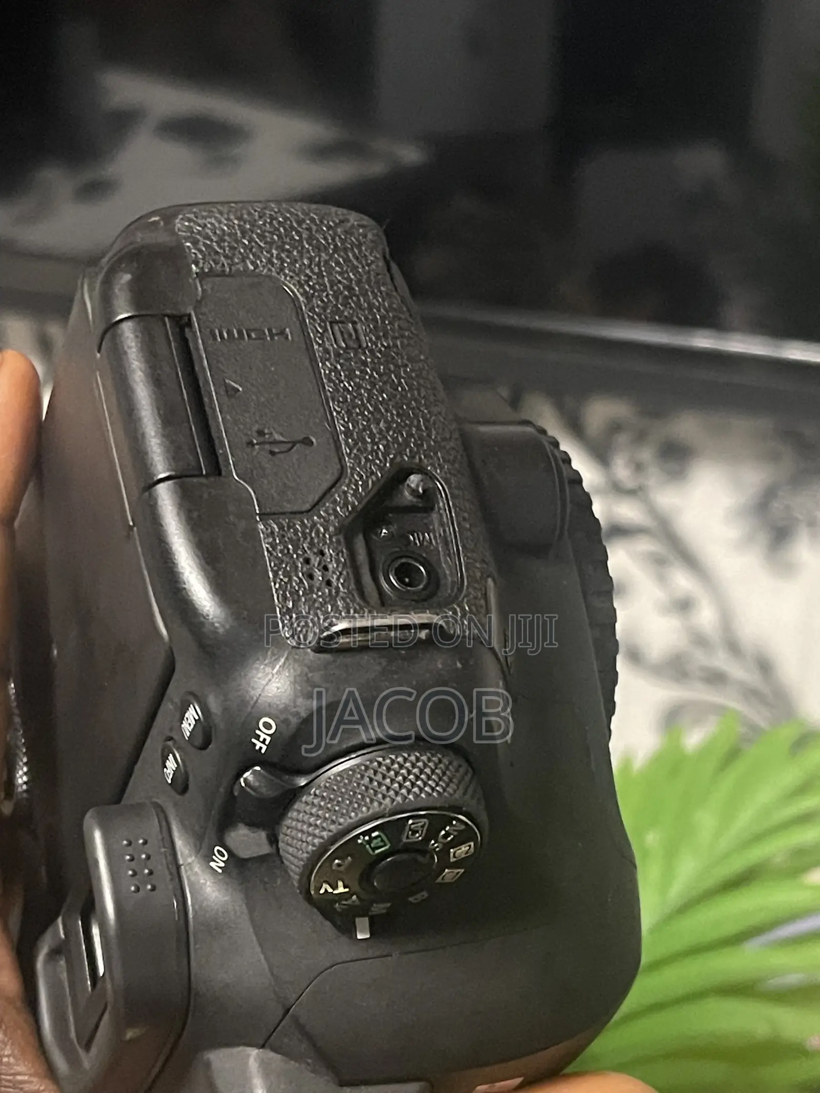 Canon 6D Mark 2