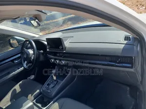 Honda CR-V 2025 White