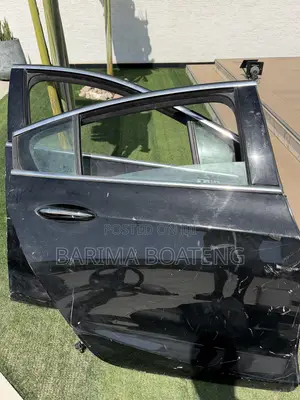 2017 Chevy Cruze Primier Boot and Doors