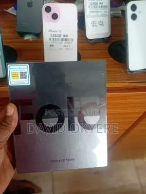 New Samsung Galaxy Z Fold4 256 GB Blue