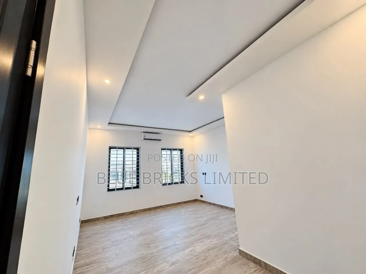 4bdrm House in Lakeside for sale