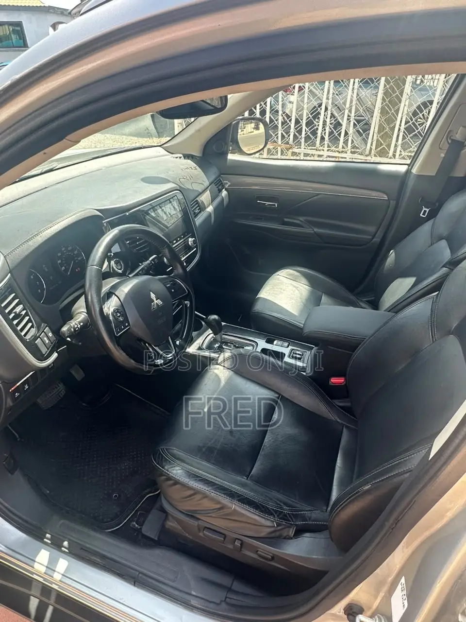 Mitsubishi Outlander SEL S-AWC 2020 Silver