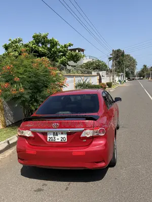 Toyota Corolla S 4dr Sedan (1.8L 4cyl 4A) 2013 Red