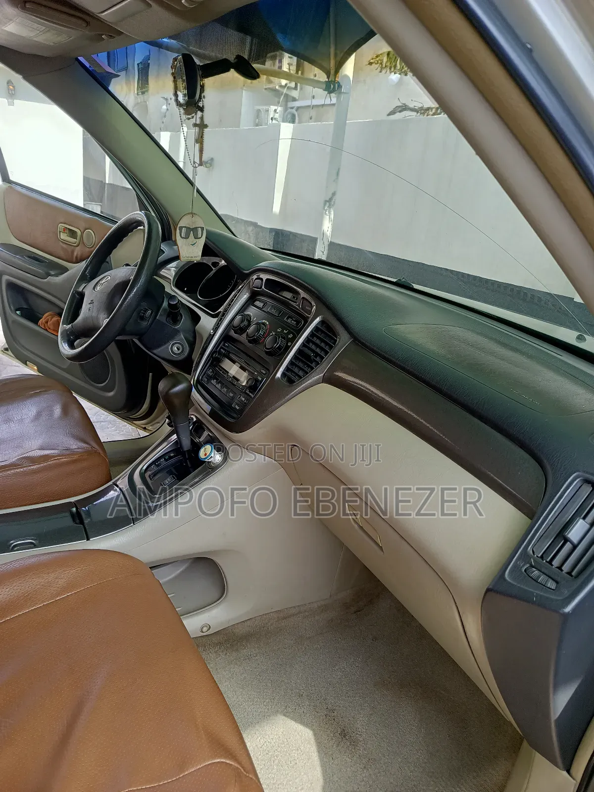 Toyota Highlander V6 FWD 2004 Gold
