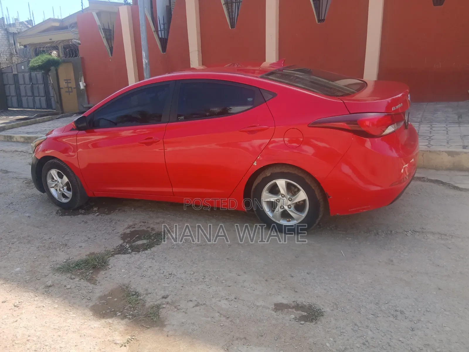 Hyundai Elantra 2013 Red