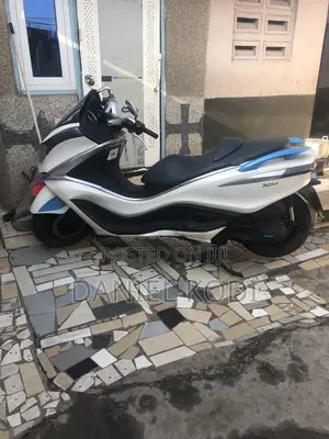 Piaggio Scooter 2014 White