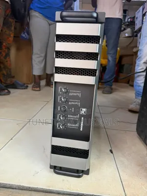 Electro-Voice(EV) MT28000 4-Channel Power Amplifier