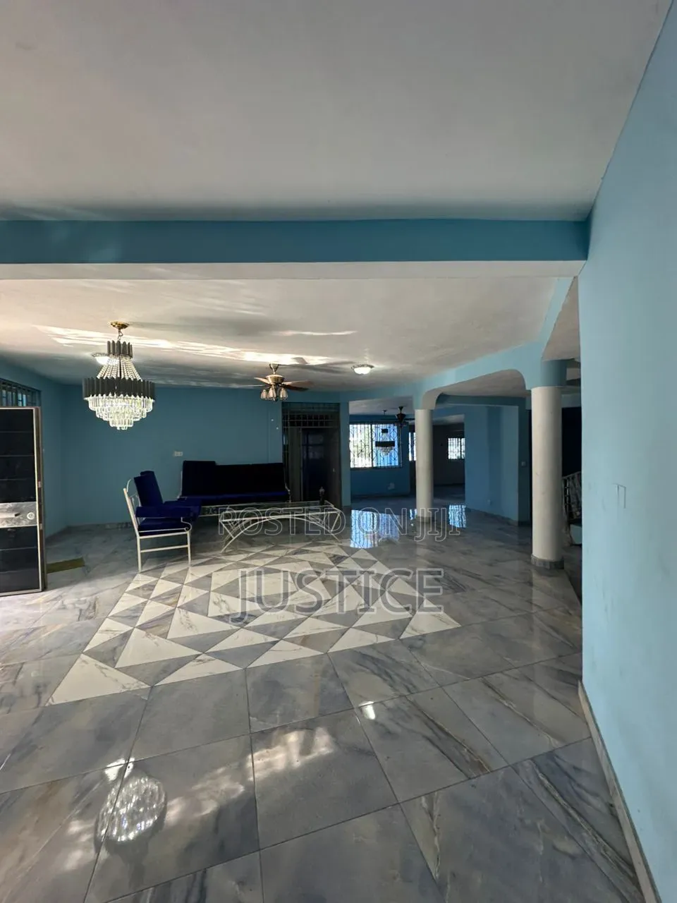 6bdrm House in East Legon, Boundary Road Area for rent