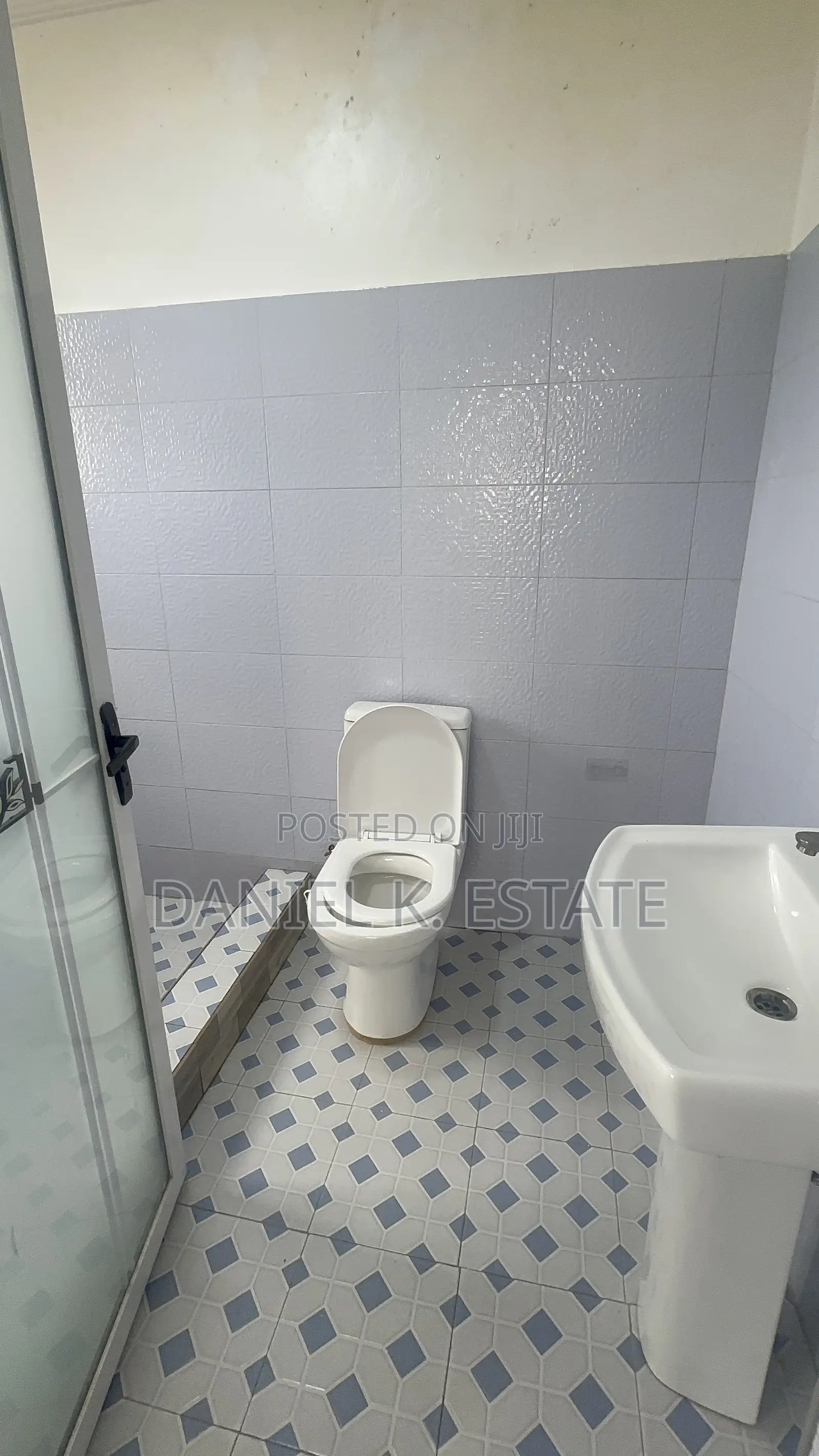 2bdrm Apartment in North Legon for rent