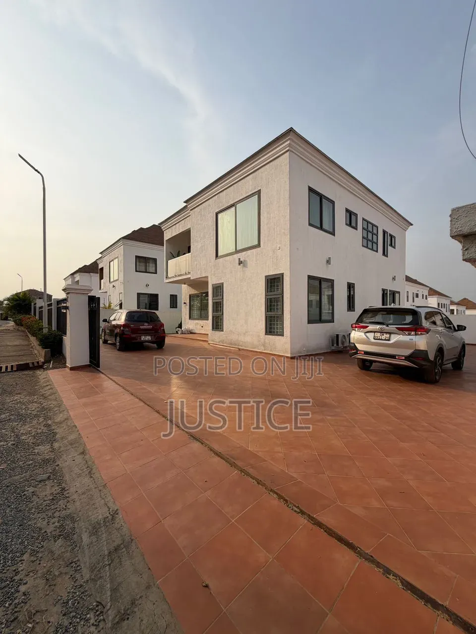 Furnished 4bdrm Duplex in Aviation Adenta, SDA Area for rent