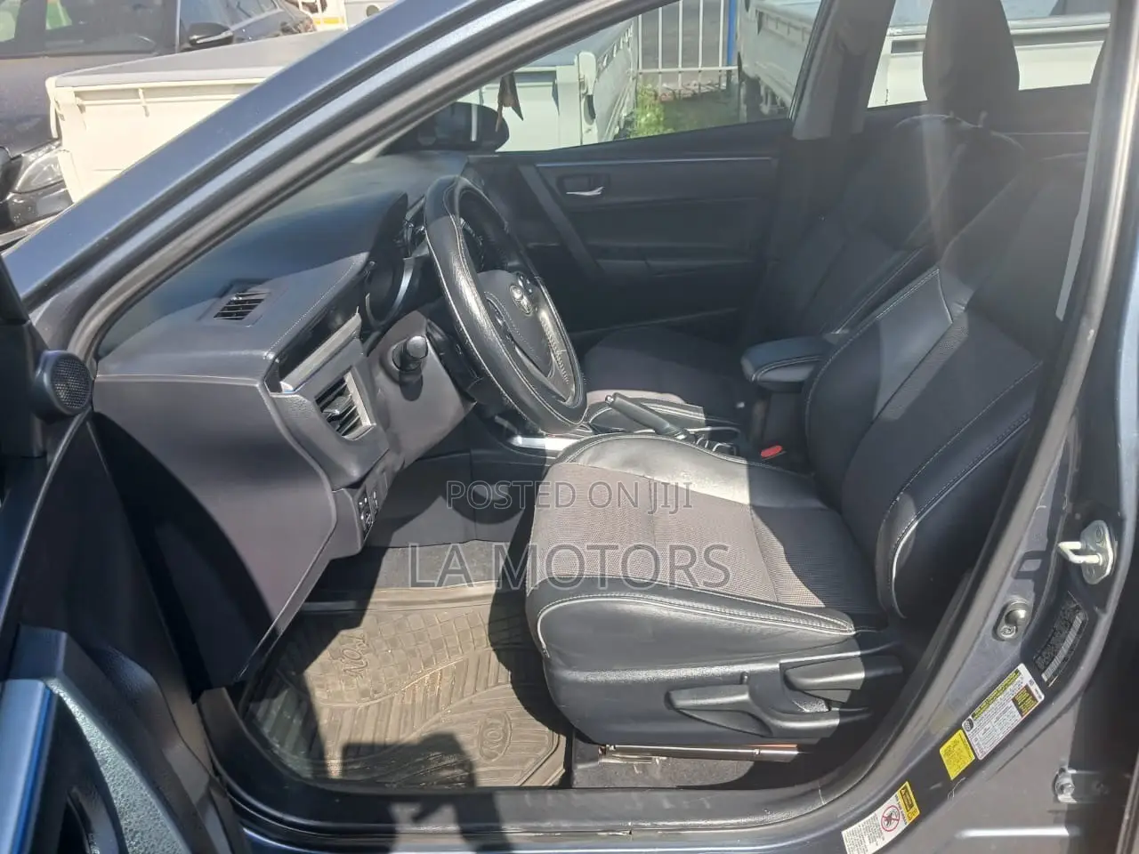 Toyota Corolla 2015 Gray