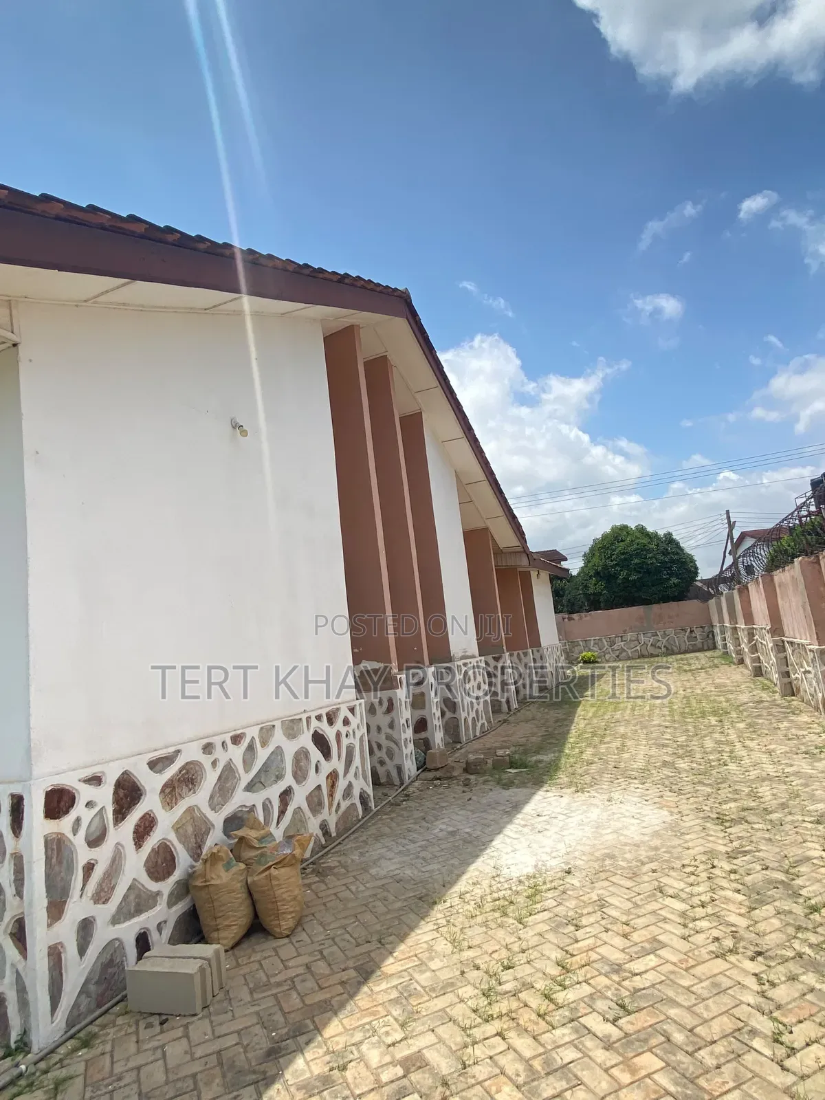 3bdrm House in Adjirigano, Ability for rent