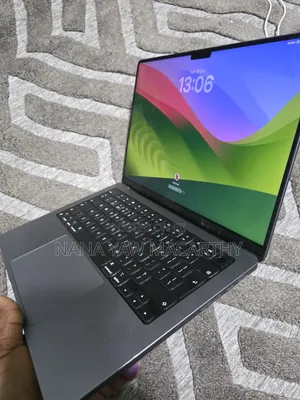Laptop Apple MacBook Pro 2021 M1 16GB Apple M1 Pro SSD 1T