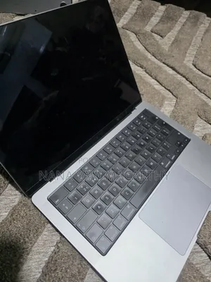 Laptop Apple MacBook Pro 2021 M1 16GB Apple M1 Pro SSD 1T