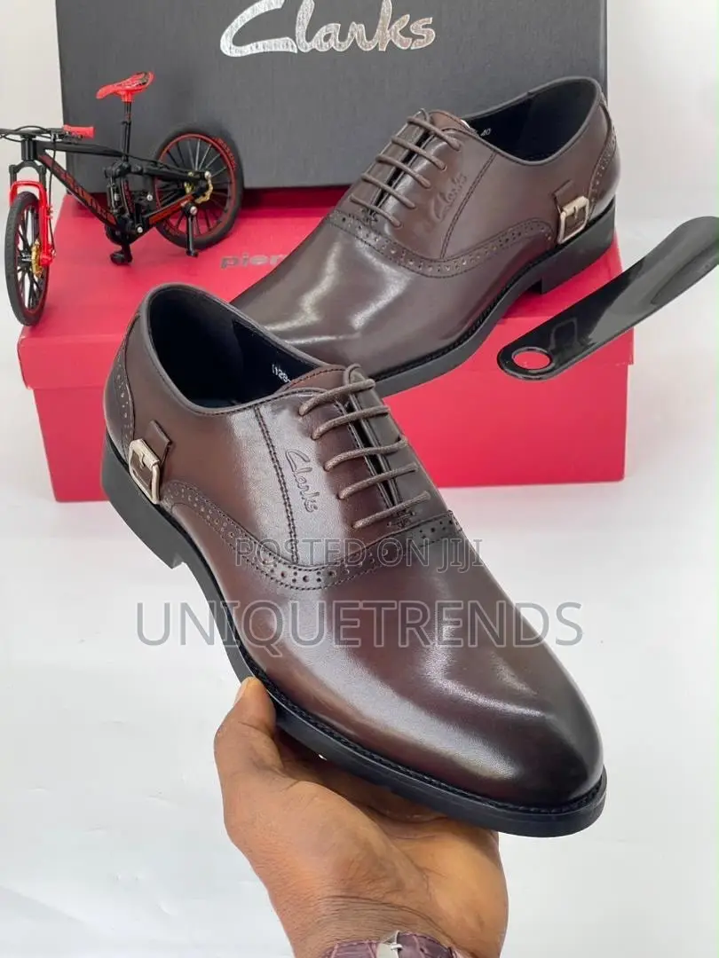 High Quality CLARKS Leather OXFORD Shoe (Brown)