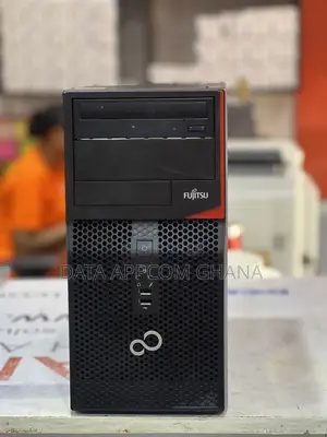 Desktop Computer Fujitsu Esprimo P557/E90+ 8GB Intel Core i5 HDD 500GB