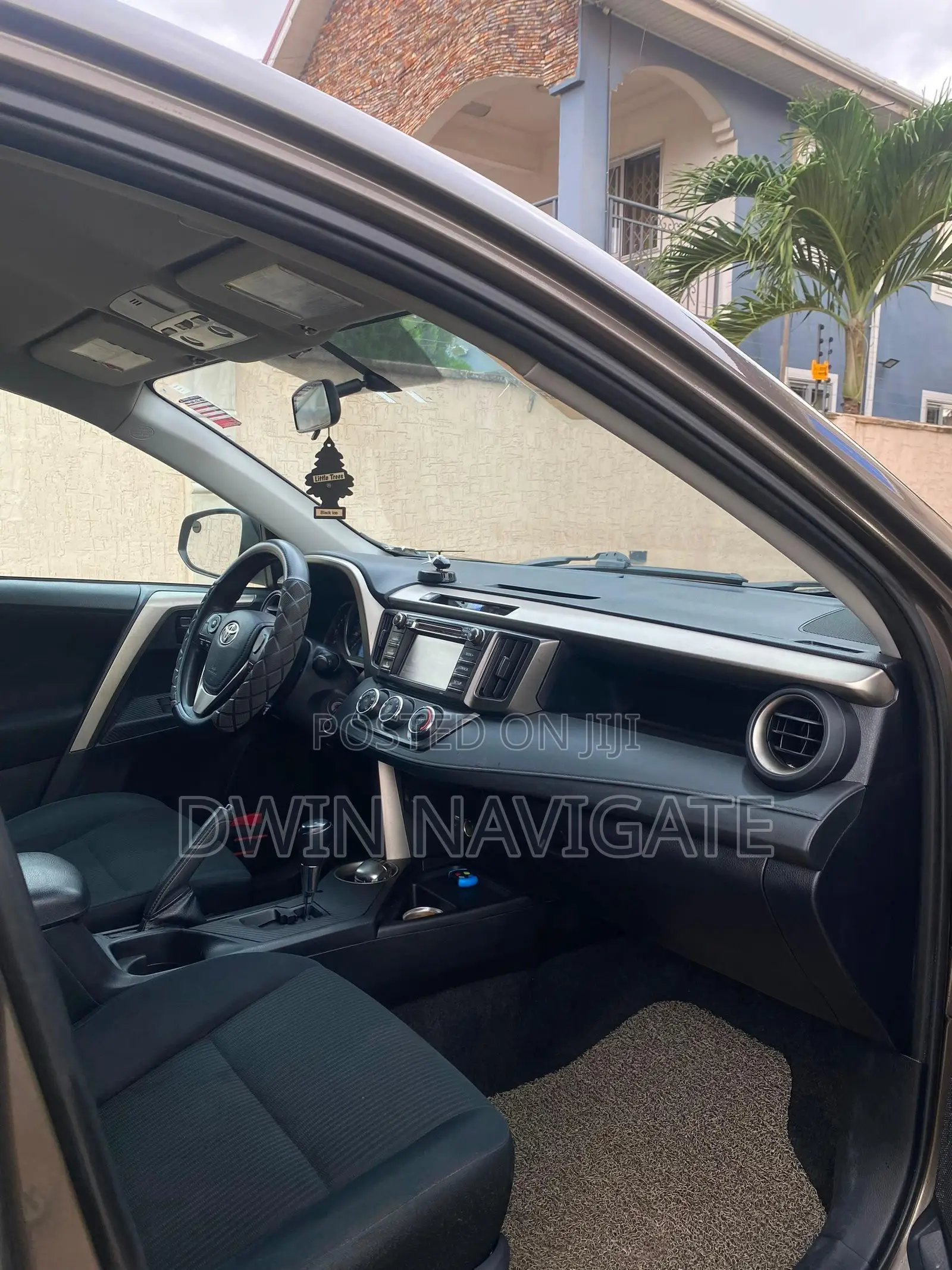 Toyota RAV4 LE AWD (2.5L 4cyl 6A) 2016 Brown