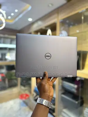 Laptop Dell Latitude 5320 16GB Intel Core i7 SSD 512GB