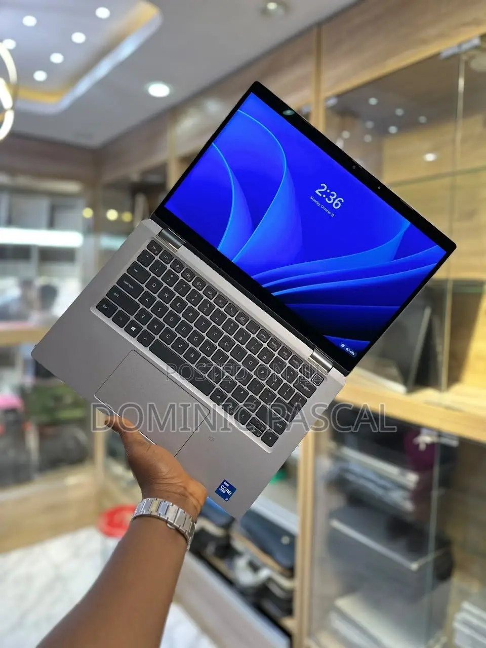 Laptop Dell Latitude 5320 16GB Intel Core i7 SSD 512GB