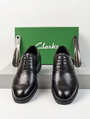 CLARKS Black Leather Oxfords Brogue Shoe