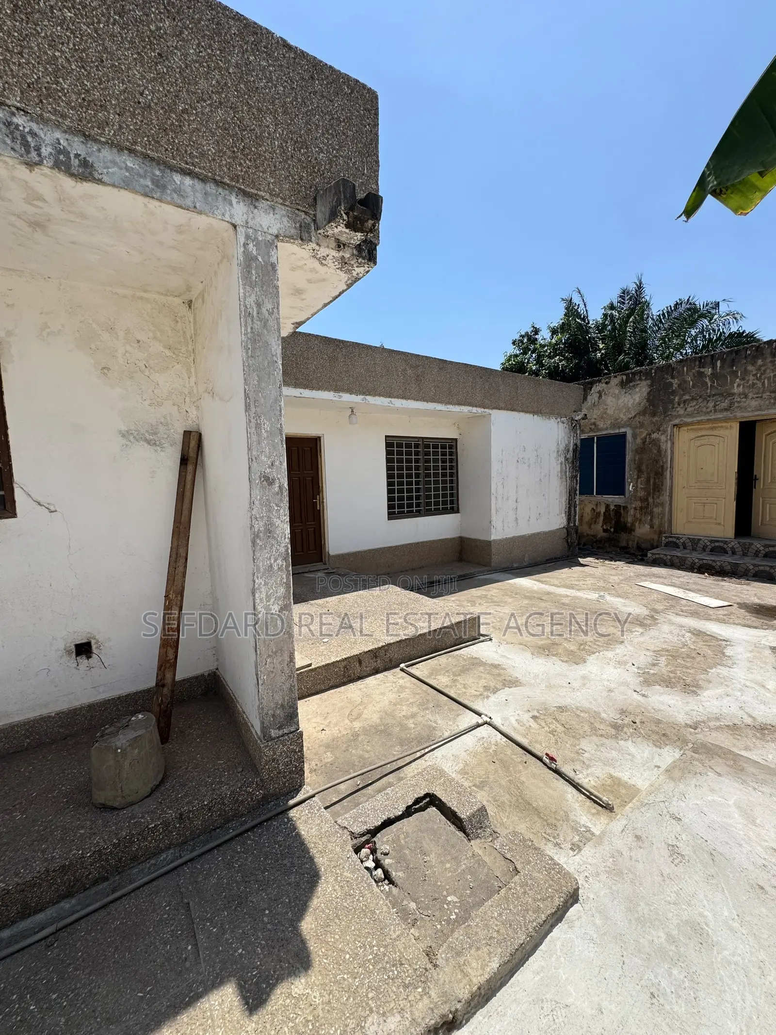 4bdrm House in Sefdard Properties, Achimota for rent