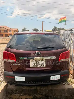 Kia Sorento 2.5 CDRi Automatic 2010 Brown