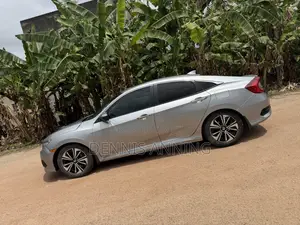 Honda Civic Touring Sedan 2018 Silver