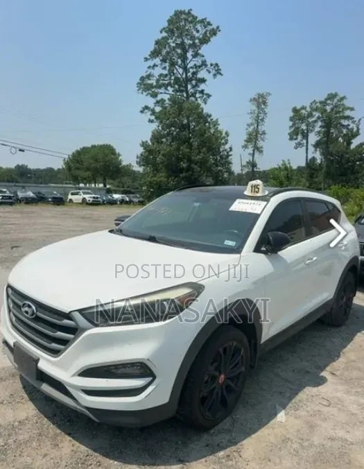 Hyundai Tucson 2017 White