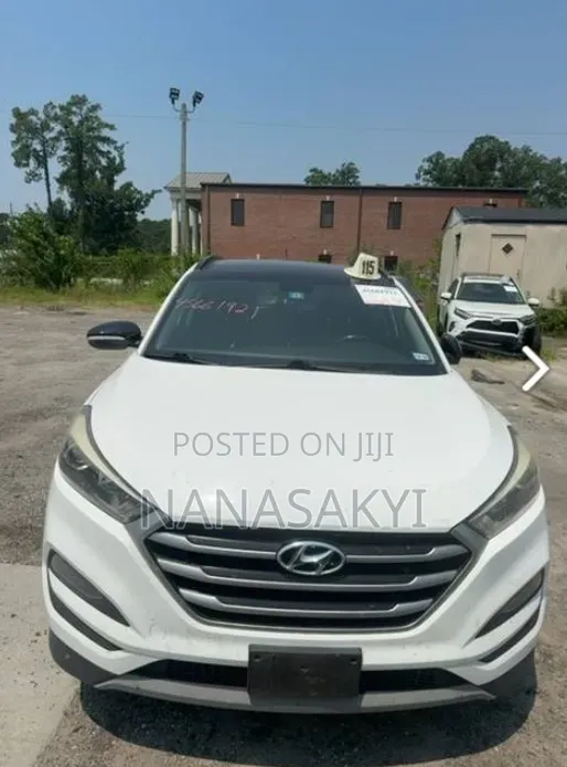Hyundai Tucson 2017 White
