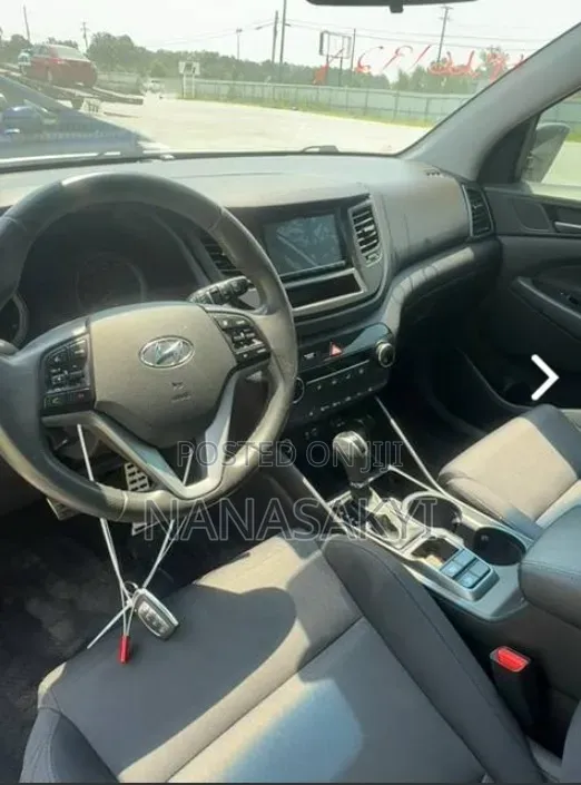 Hyundai Tucson 2017 White