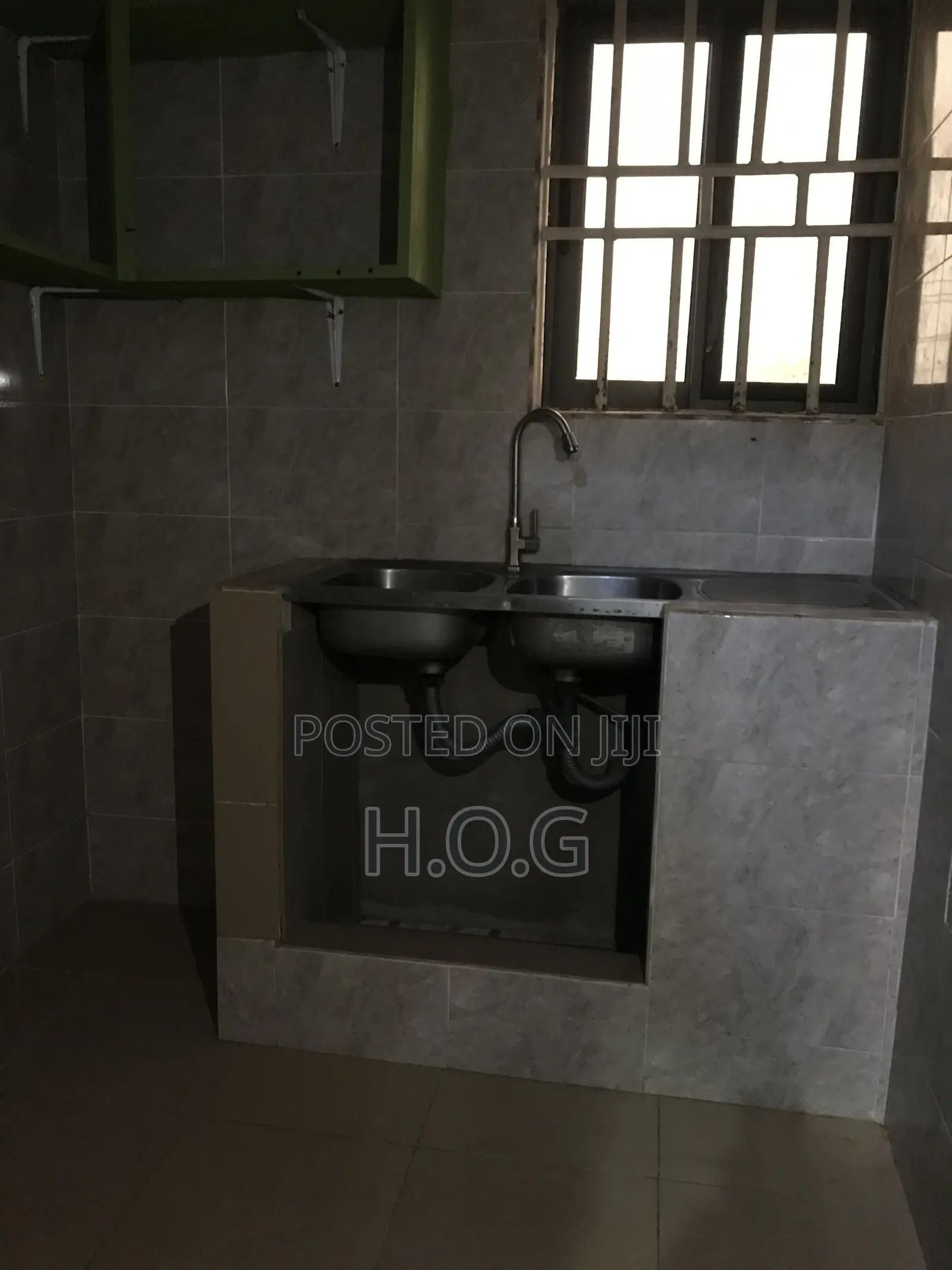 1bdrm Apartment in H.O.G Agency, Little Roses Area for rent