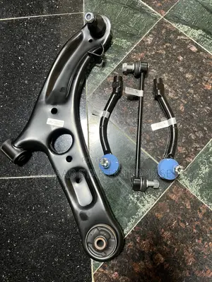 Hyundai Elantra 2007-2016 Lower Control Arms Pair