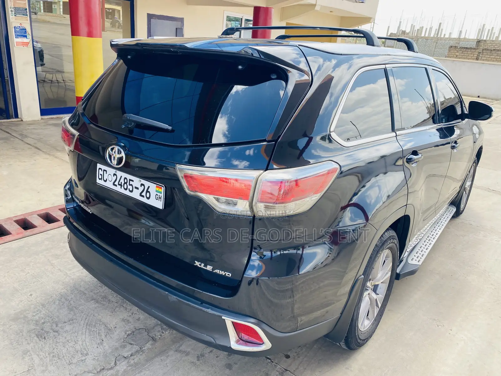 Toyota Highlander XLE 4x2 V6 (3.5L 6cyl 8A) 2018 Black