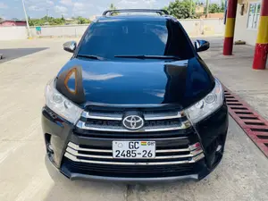 Toyota Highlander XLE 4x2 V6 (3.5L 6cyl 8A) 2018 Black