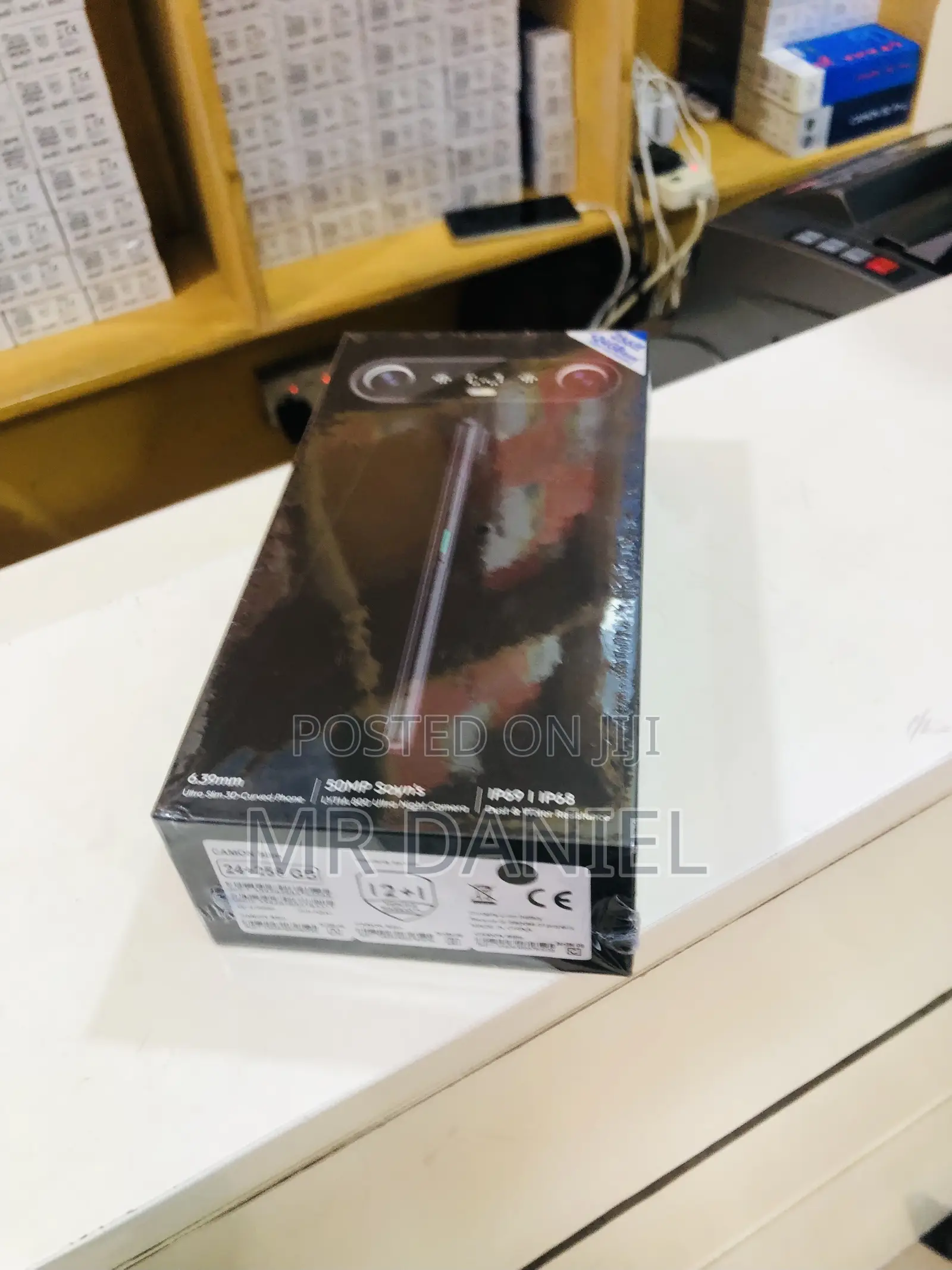 New Tecno Camon Slim 256 GB Silver