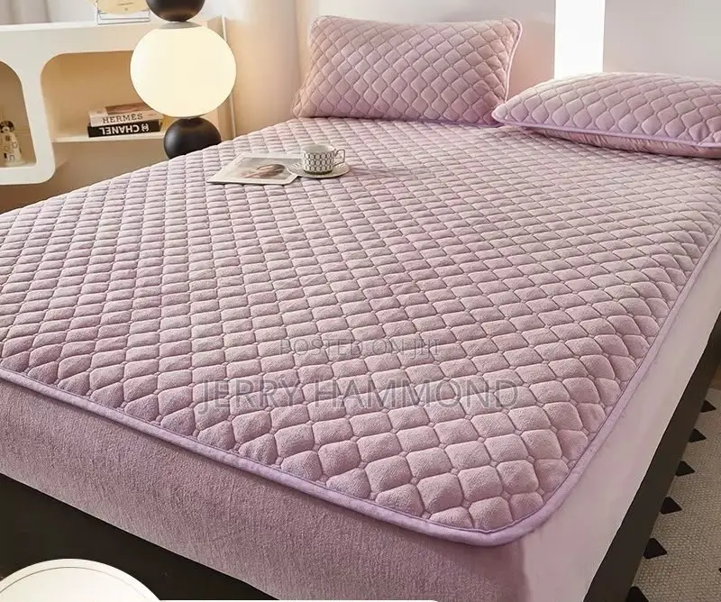 Qaulity Bed Cover