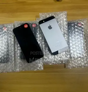 Apple iPhone SE 64 GB Gray