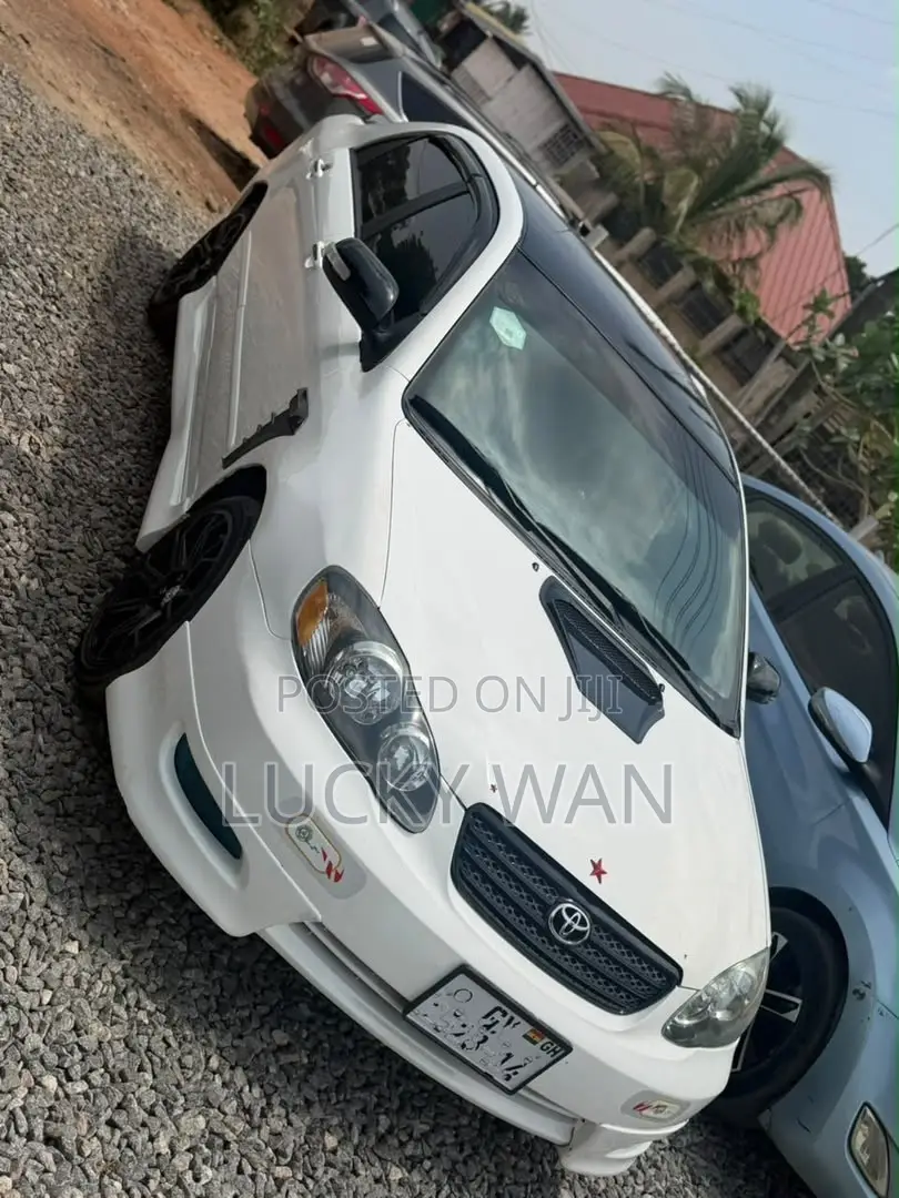 Toyota Corolla 2009 White