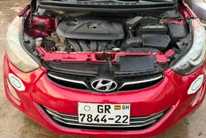 Hyundai Elantra 2013 Red