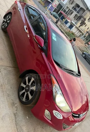 Hyundai Elantra 2013 Red