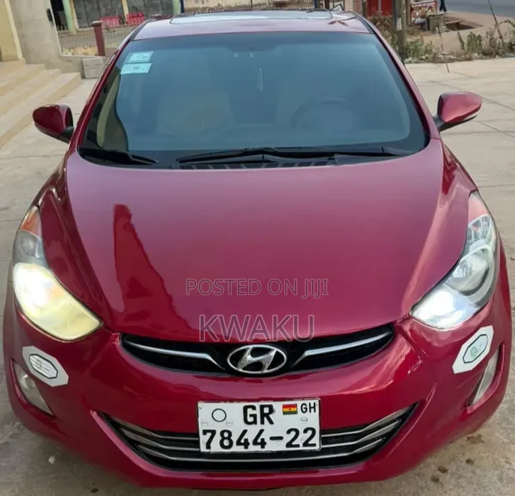 Hyundai Elantra 2013 Red