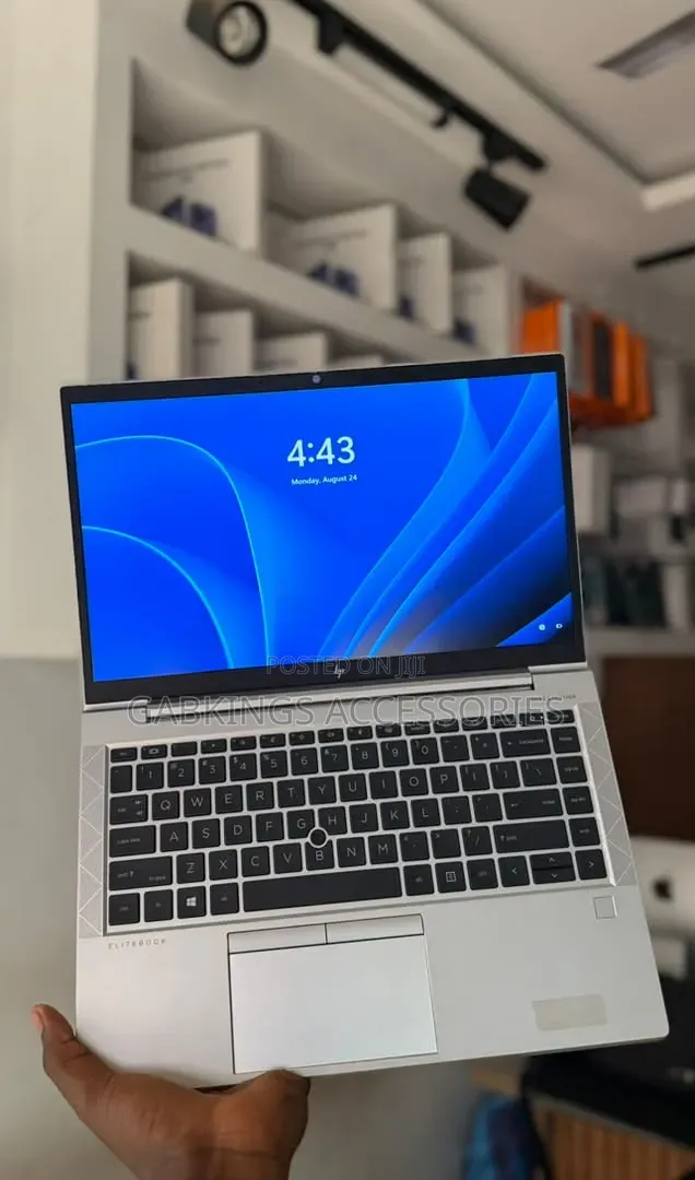 Laptop HP EliteBook 845 G8 16GB AMD Ryzen SSD 256GB