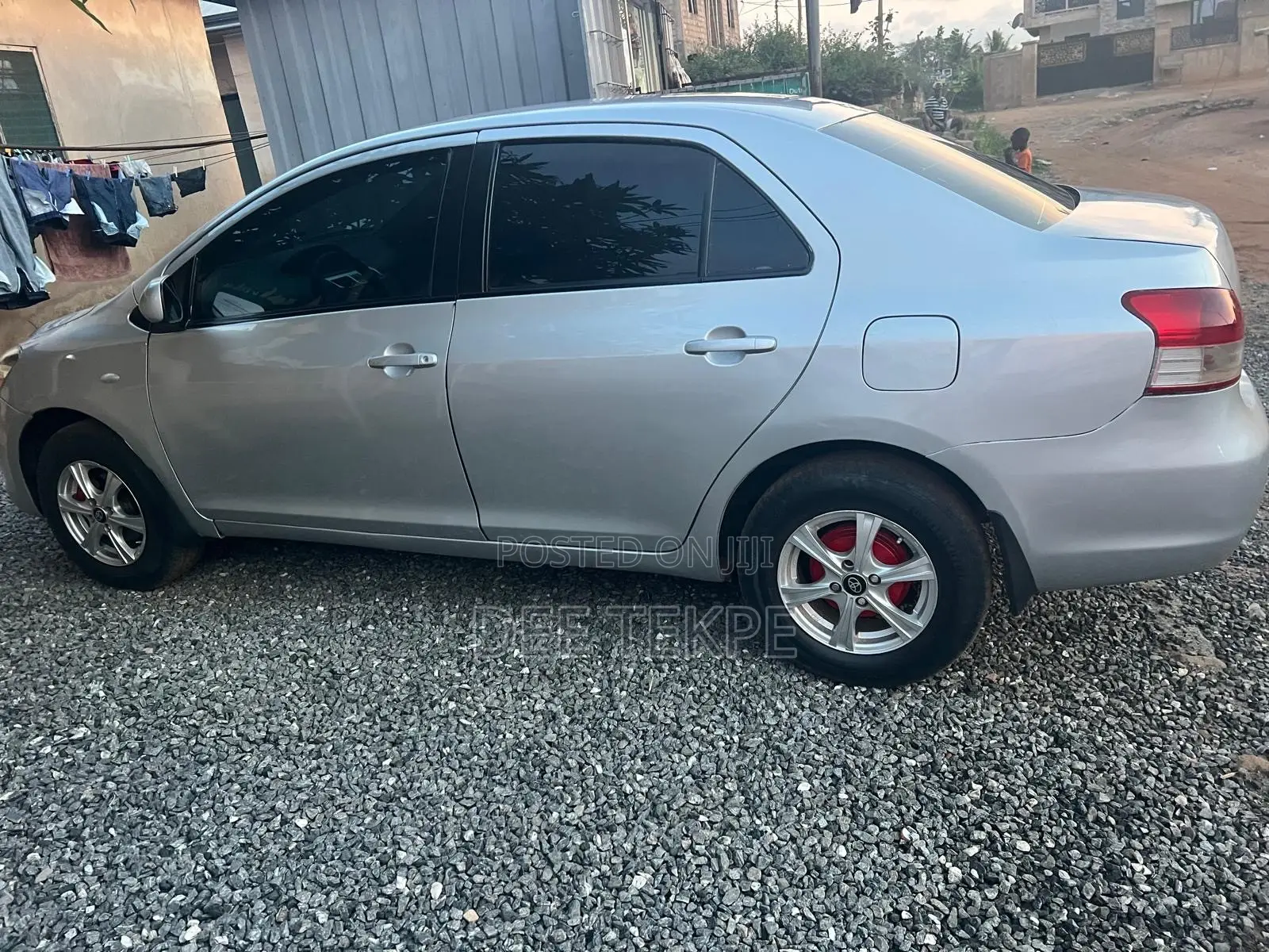 Toyota Belta 2012 Silver