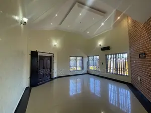 4bdrm House in Braham Luxury, Sakumono for rent