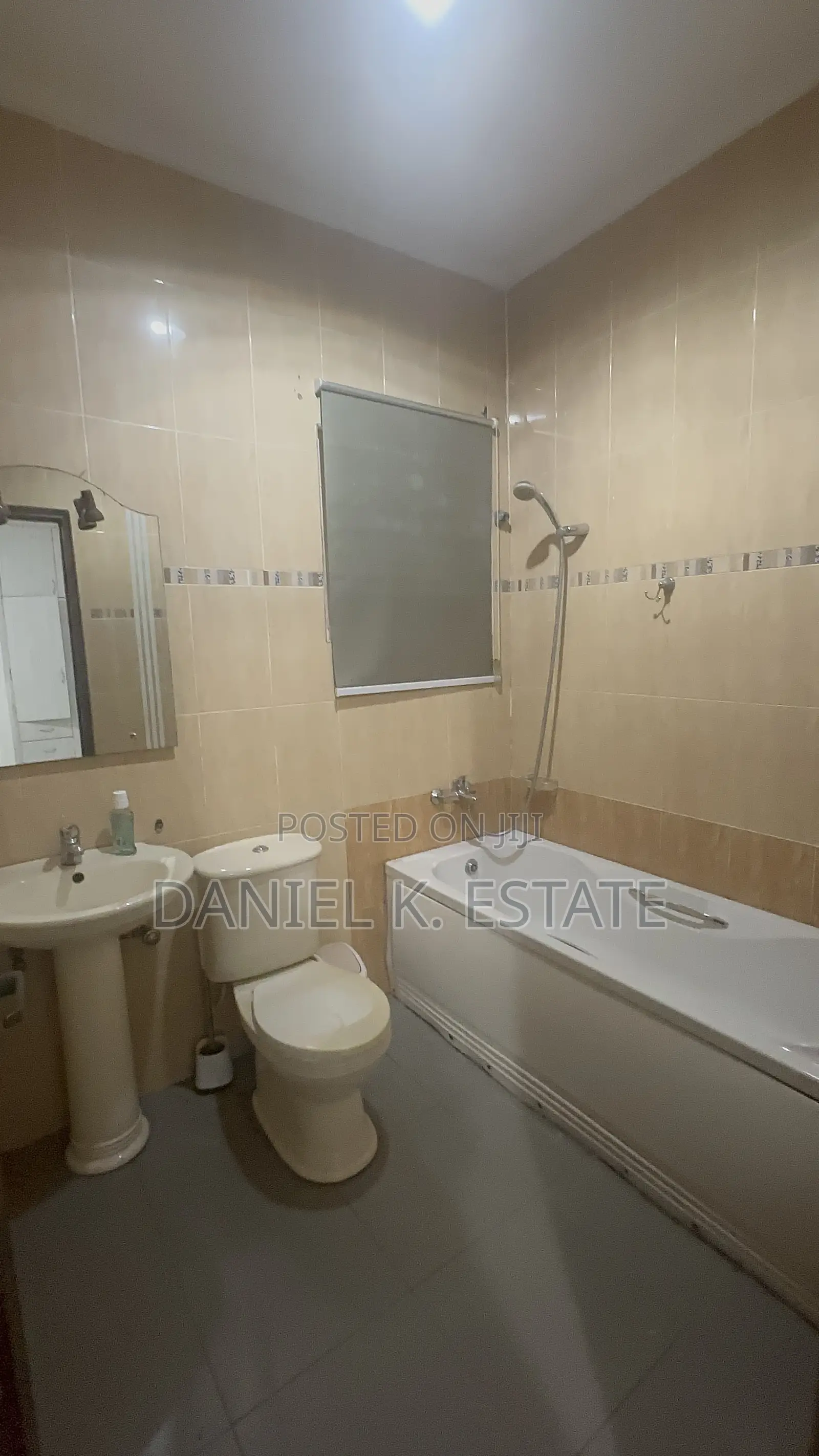 5bdrm House in West Legon for rent