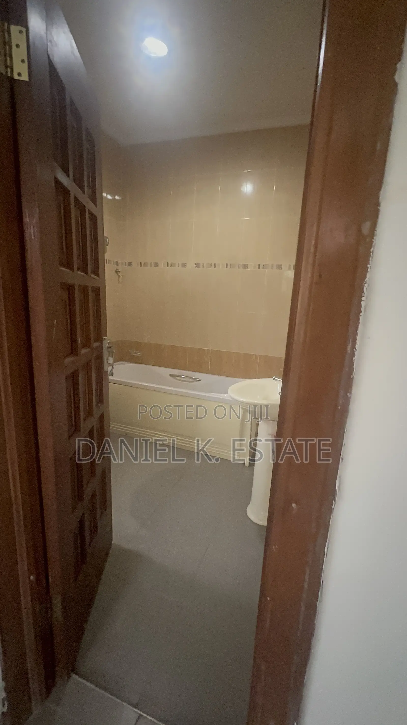 5bdrm House in West Legon for rent