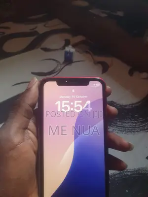 Apple iPhone XR 64 GB Red